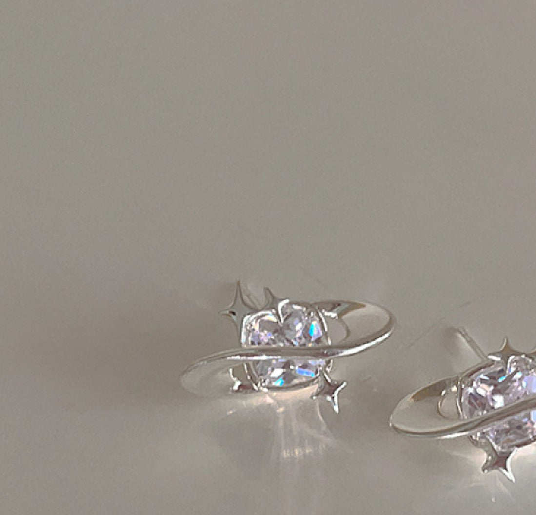 宇宙ピアス