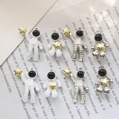 アクセサリーパーツ 宇宙飛行士 ハンドメイド スター 金属チャーム 星 メタルチャーム メタルパーツ