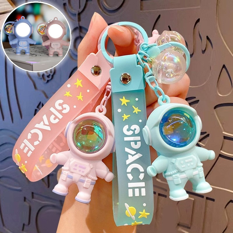 4色  立体  宇宙飛行士のキーホルダー   宇宙関連雑貨  発光  ライト付きキーチェーン