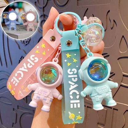 4色  立体  宇宙飛行士のキーホルダー   宇宙関連雑貨  発光  ライト付きキーチェーン
