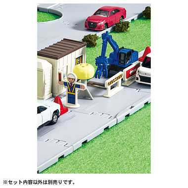トミカタウン　どうろ工事現場（トミカ&情景パーツ付き）
