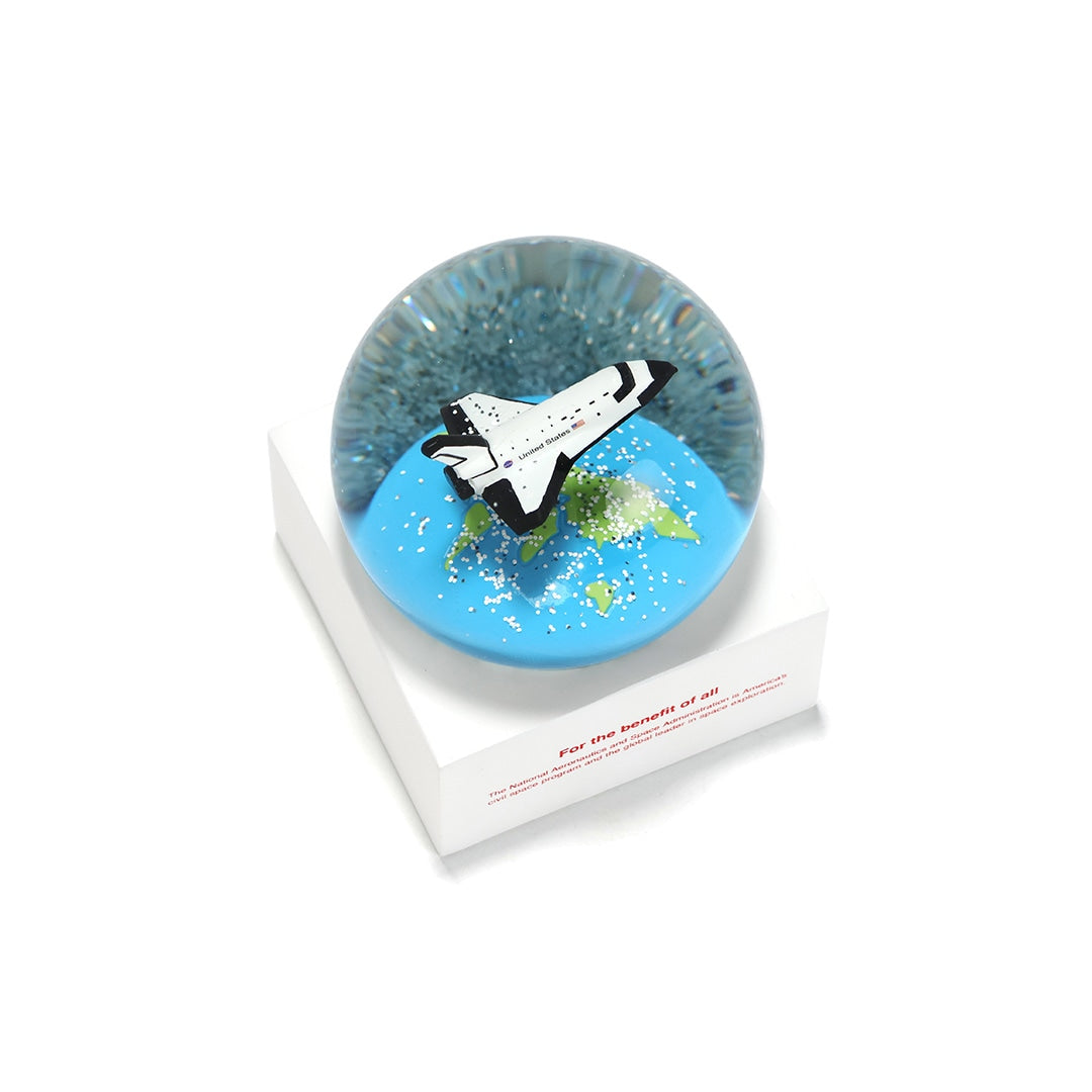NASA スノーグローブ スペースシャトル 65mm
