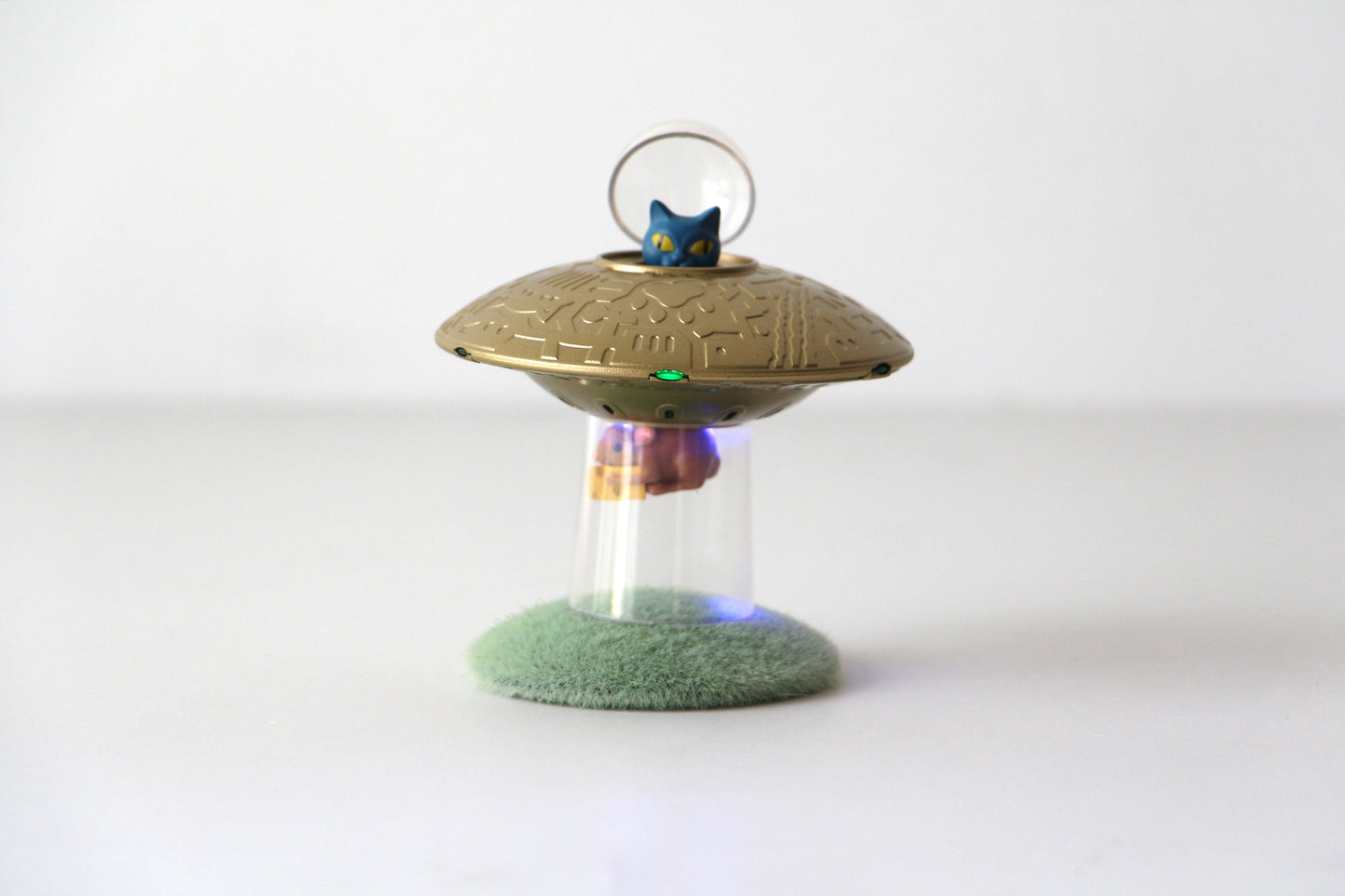 UFO玩具＆ブック キャット・インベーション（UFO猫誘拐）